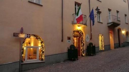 фото отеля Antiche Mura Saluzzo