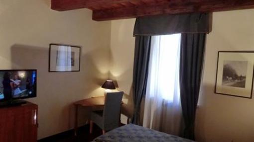 фото отеля Antiche Mura Saluzzo