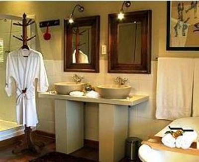 фото отеля De Zeekoe Guesthouse Oudtshoorn