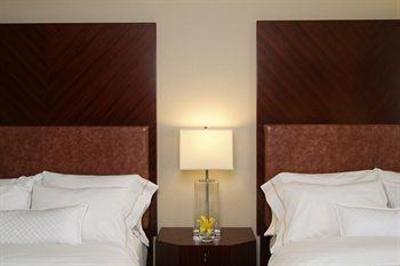фото отеля Westin Savannah Harbor Golf Resort & Spa