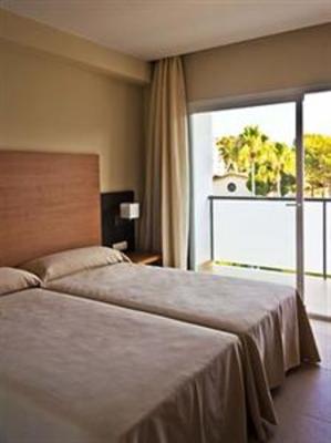 фото отеля Isdabe Complejo Residencial Estepona