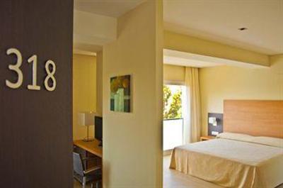 фото отеля Isdabe Complejo Residencial Estepona