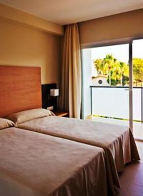 фото отеля Isdabe Complejo Residencial Estepona