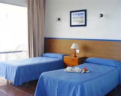 фото отеля Isdabe Complejo Residencial Estepona