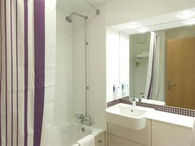фото отеля Premier Inn London Gatwick Airport