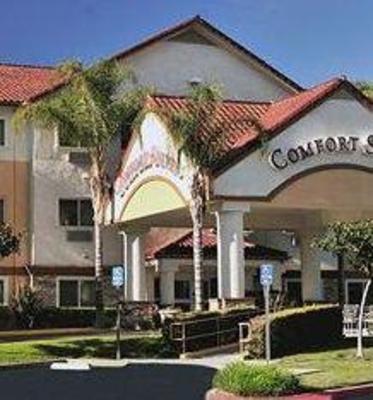 фото отеля Comfort Suites Stevenson Ranch