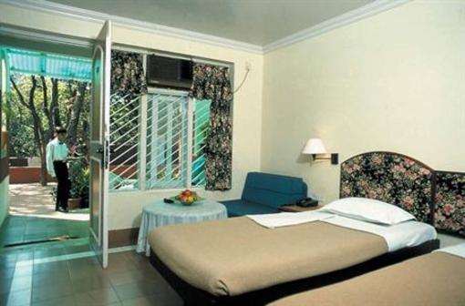 фото отеля Usha Ascot Hotel