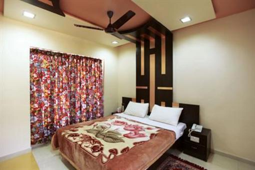 фото отеля Usha Ascot Hotel