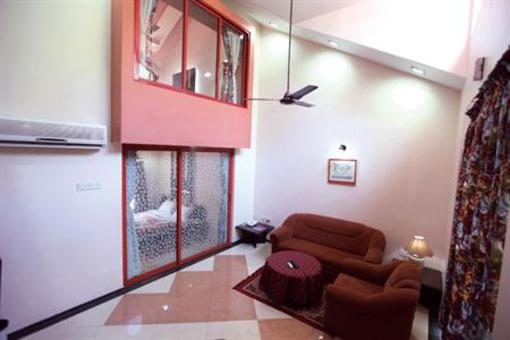 фото отеля Usha Ascot Hotel