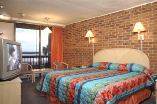 фото отеля Commodore Beach Hotel Galveston