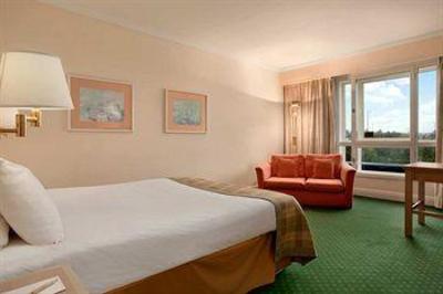 фото отеля Hilton Dartford Bridge