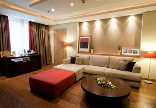 фото отеля Athens Ledra Marriott