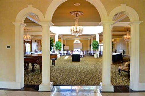 фото отеля Nottoway Resort White Castle