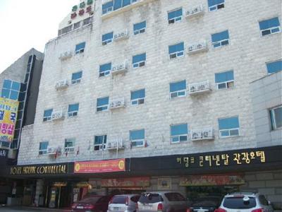 фото отеля Hiddink Continental Tourist Hotel