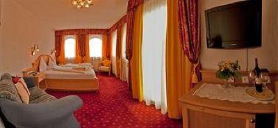 фото отеля Hotel Kristall Falzes