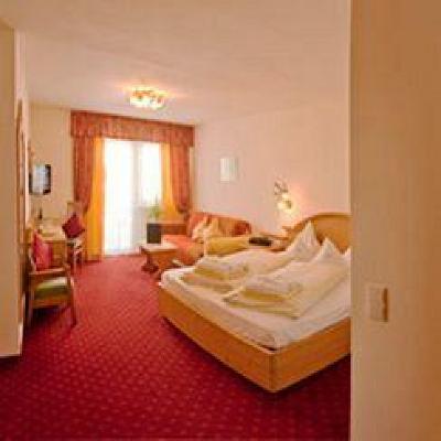 фото отеля Hotel Kristall Falzes
