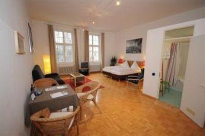 фото отеля Apartment Hotel Konstanz