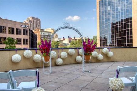 фото отеля Embassy Suites Riverwalk