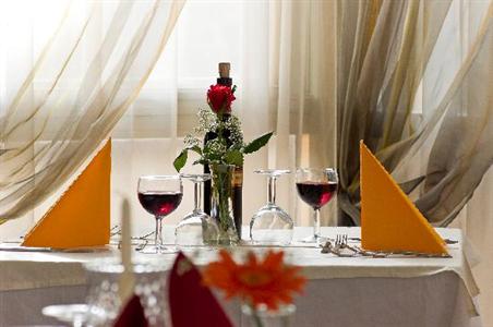 фото отеля Hotel Losanna Cervia