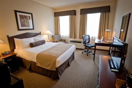 фото отеля BEST WESTERN PLUS Baker Street Inn & Convention Center