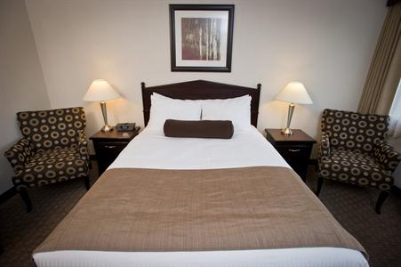 фото отеля BEST WESTERN PLUS Baker Street Inn & Convention Center