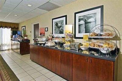 фото отеля Hampton Inn Dumfries/Quantico