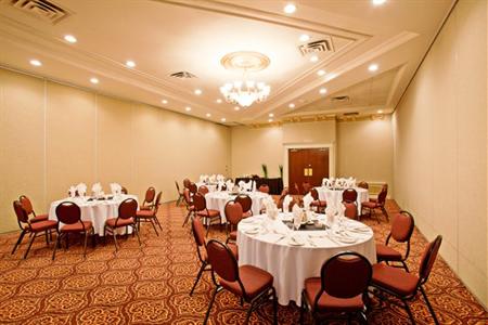 фото отеля Holiday Inn Conference Ctr Edmonton South