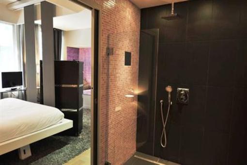 фото отеля Hotel La Tour D'Auvergne Paris