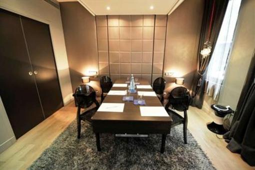 фото отеля Hotel La Tour D'Auvergne Paris