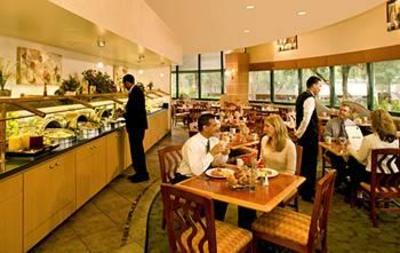 фото отеля DoubleTree Suites by Hilton Phoenix