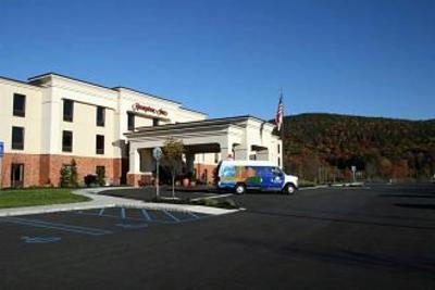 фото отеля Hampton Inn Harriman Woodbury