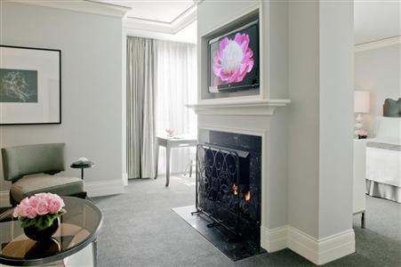 фото отеля Waldorf Astoria Chicago