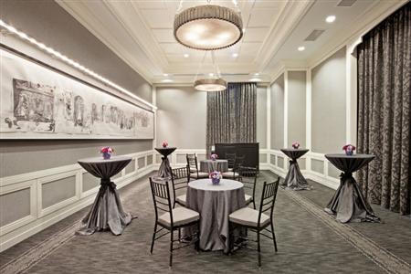 фото отеля Waldorf Astoria Chicago