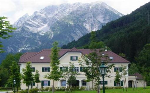 фото отеля Landhaus Schloss Stainach