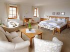 фото отеля Landhaus Schloss Stainach