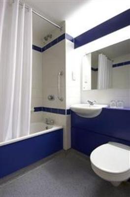фото отеля Travelodge Dublin Airport Swords