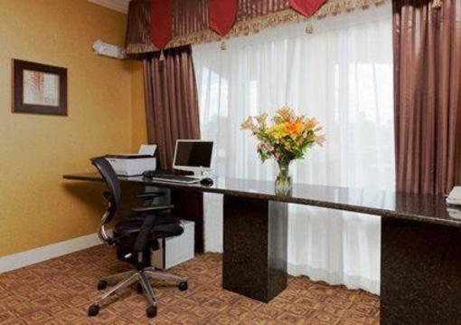 фото отеля Comfort Suites Pearland