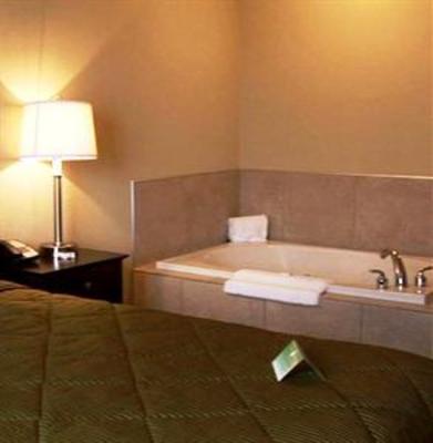 фото отеля Cobblestone Inn & Suites Brillion