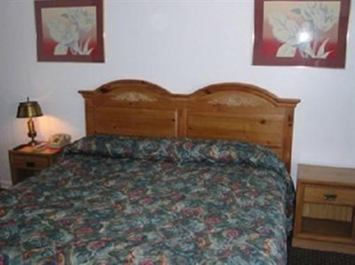 фото отеля Red Carpet Inn Suites Morgantown