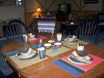 фото отеля Bear Grove Cabins Bed & Breakfast
