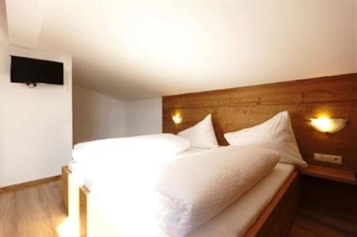 фото отеля Gasthof Pension Hochjochstobli