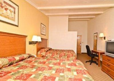 фото отеля Econo Lodge Inn & Suites Bordentown