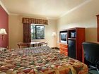 фото отеля Super 8 Brookshire