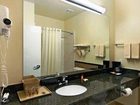фото отеля Super 8 Brookshire