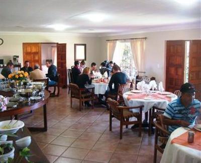 фото отеля Avant Garde Lodge Kempton Park
