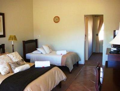 фото отеля Avant Garde Lodge Kempton Park