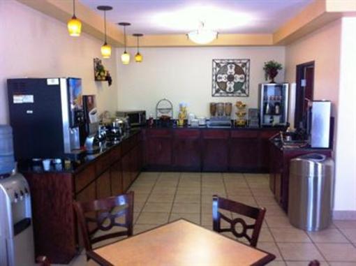 фото отеля BEST WESTERN Greentree Inn and Suites