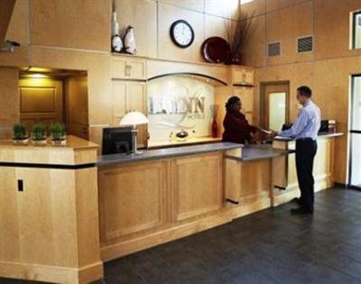 фото отеля LivINN Hotel Burnsville
