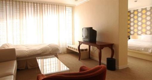 фото отеля Lake Hills Hotel Bugok