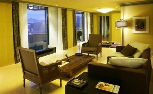 фото отеля Lake Hills Hotel Bugok